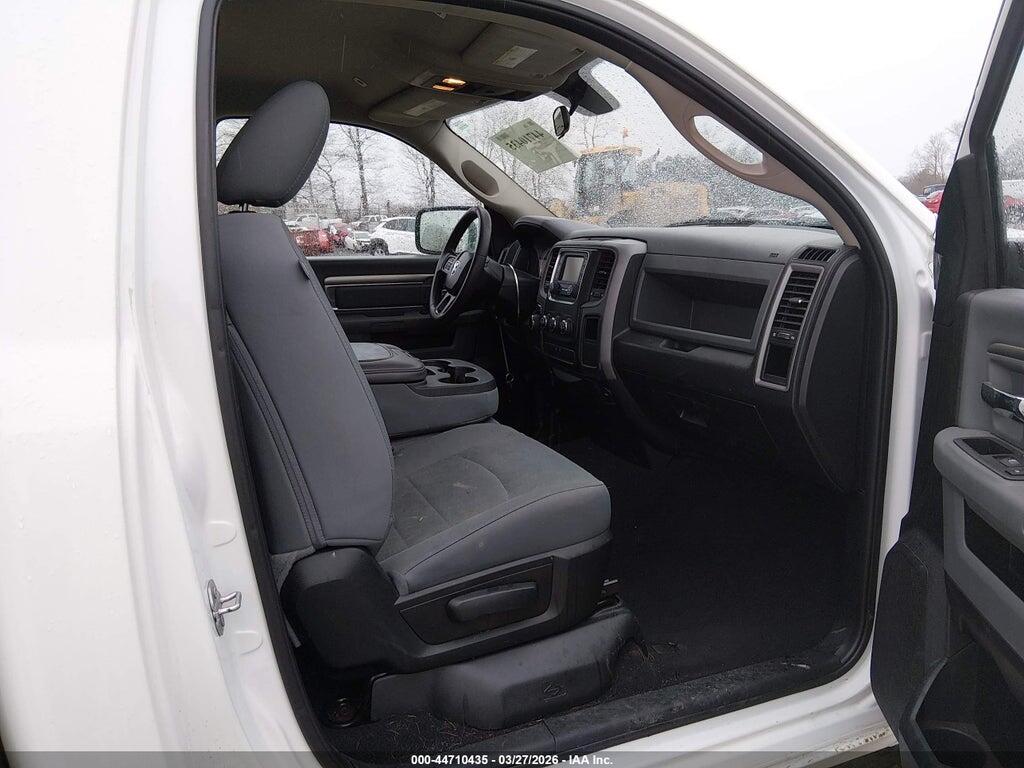 3C6JR6DTXKG506832 2019 RAM 1500 CLASSIC photo no. 5