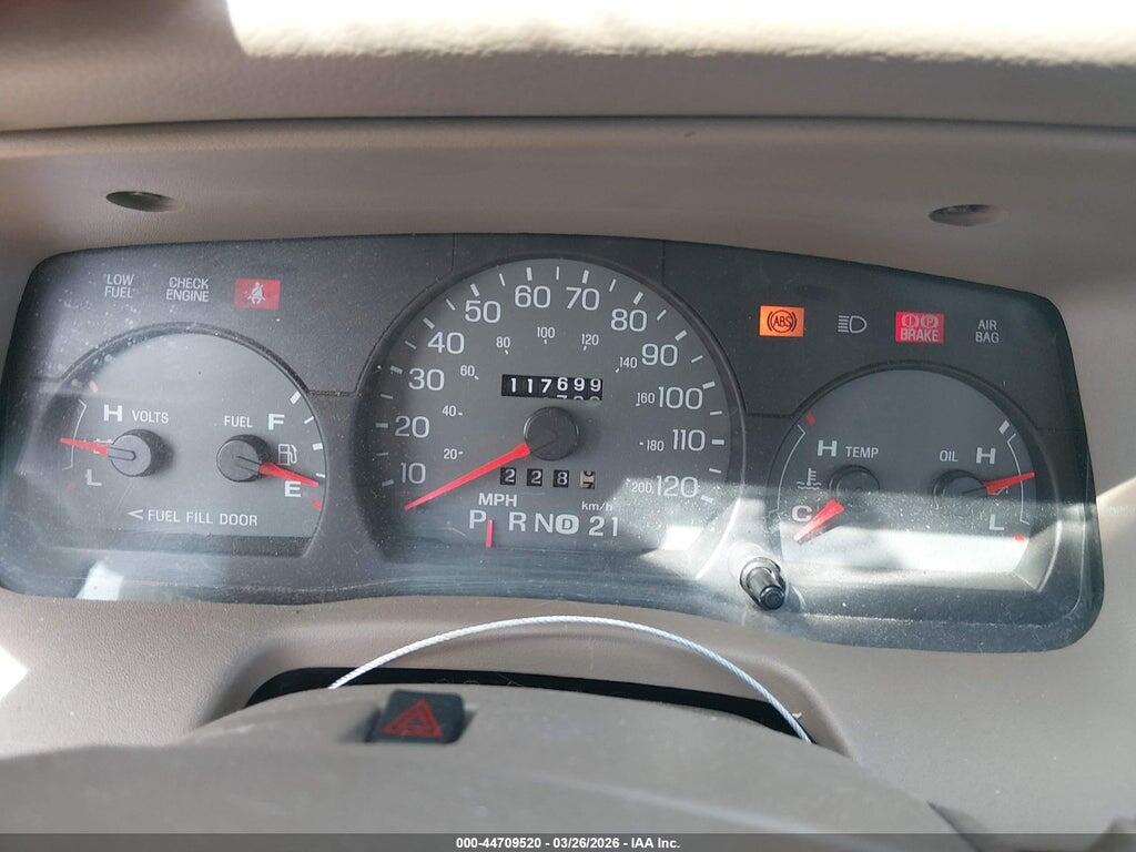 2MEFM74W05X670421 2005 MERCURY GRAND MARQUIS photo no. 7