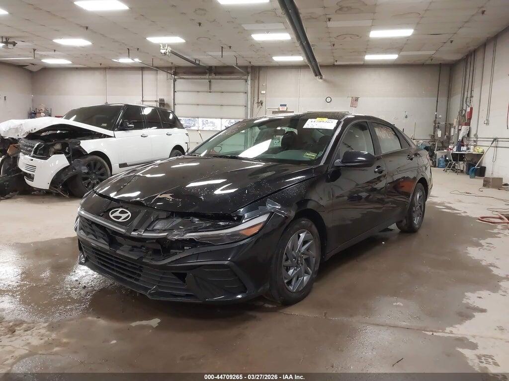 KMHLM4DJ6RU094124 2024 HYUNDAI ELANTRA HYBRID photo no. 2