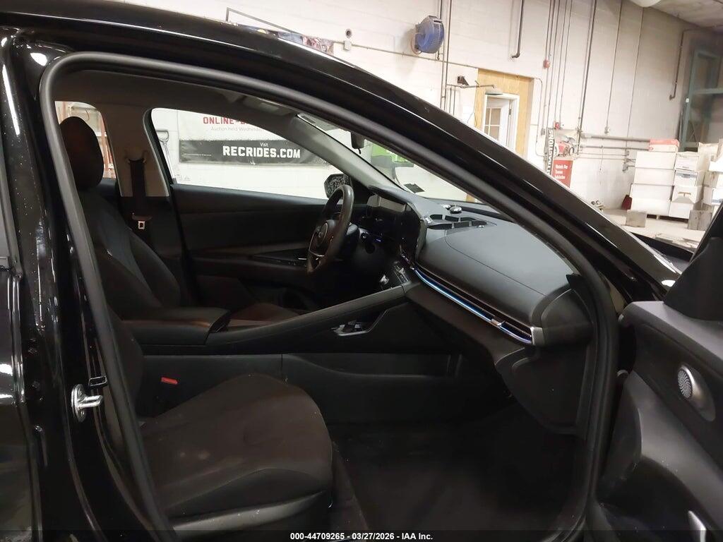 KMHLM4DJ6RU094124 2024 HYUNDAI ELANTRA HYBRID photo no. 5