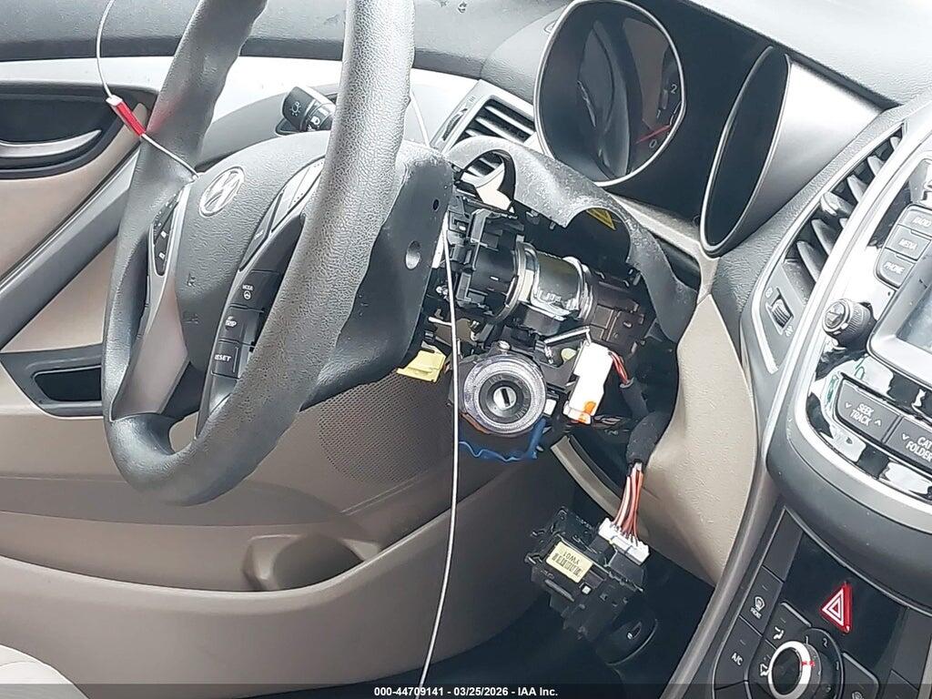 5NPDH4AE1EH532167 2014 HYUNDAI ELANTRA photo no. 6