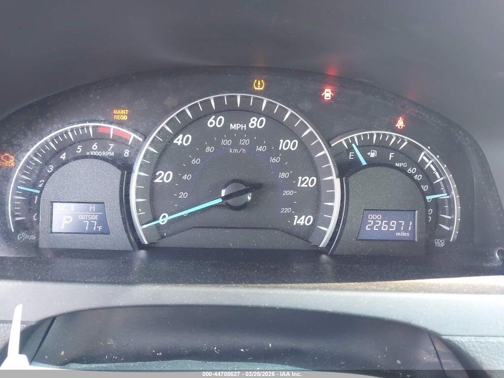 4T4BF1FK1CR262162 2012 TOYOTA CAMRY photo no. 7
