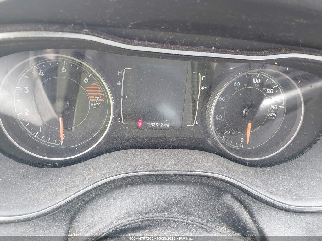 1C4PJLCB6KD144786 2019 JEEP CHEROKEE photo no. 7