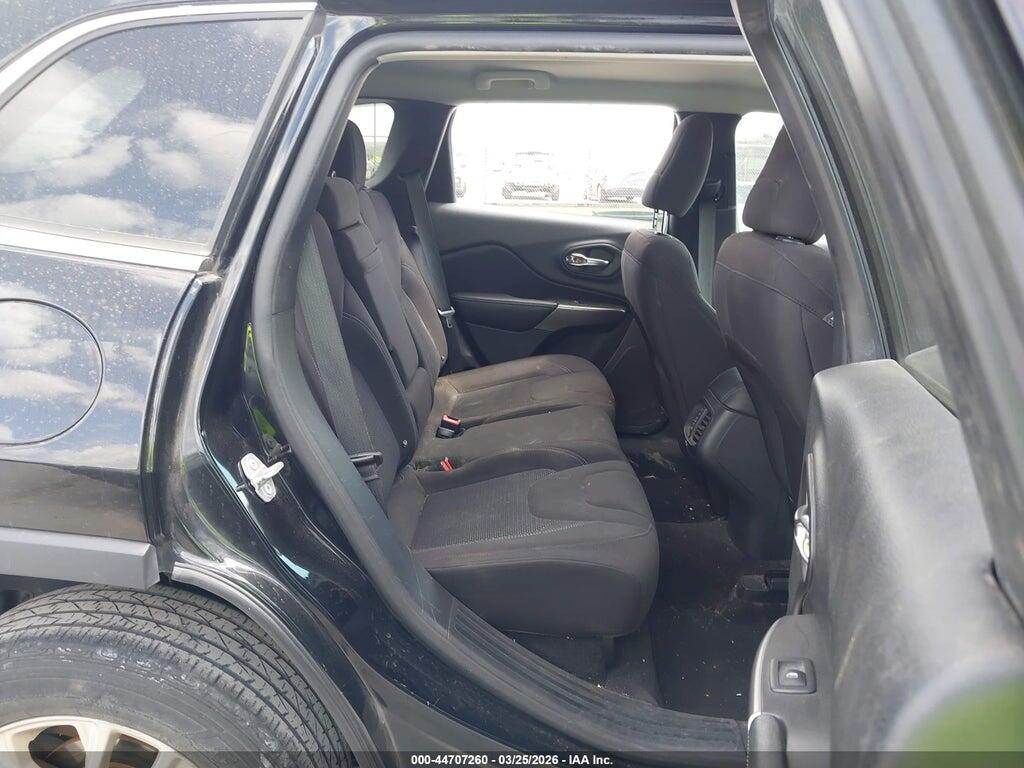 1C4PJLCB6KD144786 2019 JEEP CHEROKEE photo no. 8