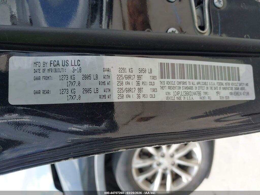 1C4PJLCB6KD144786 2019 JEEP CHEROKEE photo no. 9