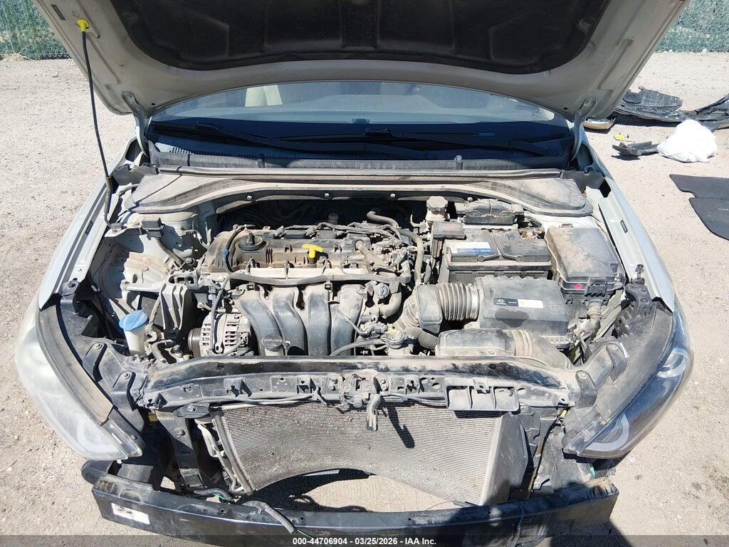 5NPD84LF6HH197403 2017 HYUNDAI ELANTRA photo no. 10