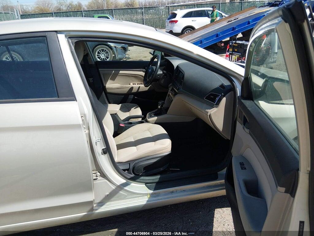 5NPD84LF6HH197403 2017 HYUNDAI ELANTRA photo no. 5