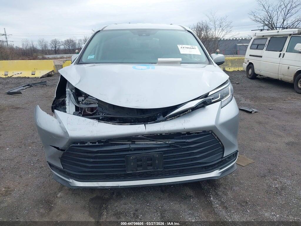 5TDKRKEC7NS081550 2022 TOYOTA SIENNA photo no. 12