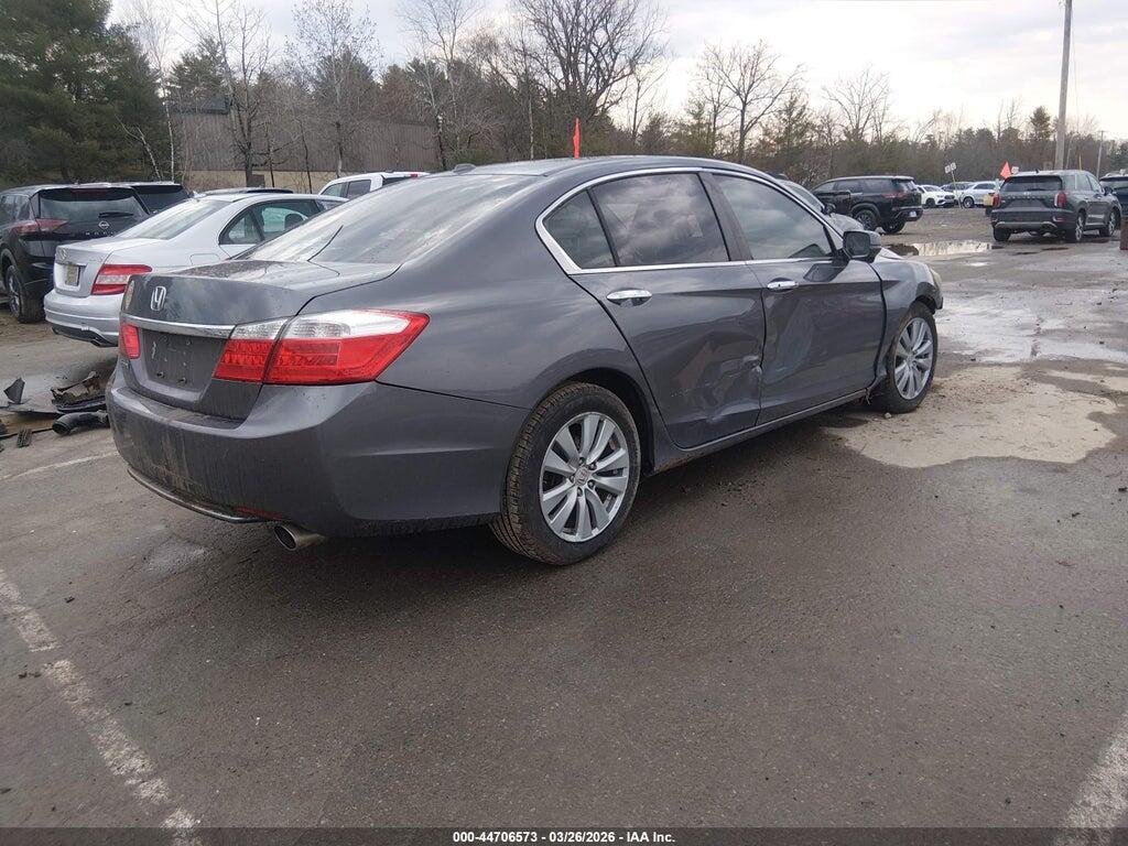1HGCR2F88DA087689 2013 HONDA ACCORD photo no. 4