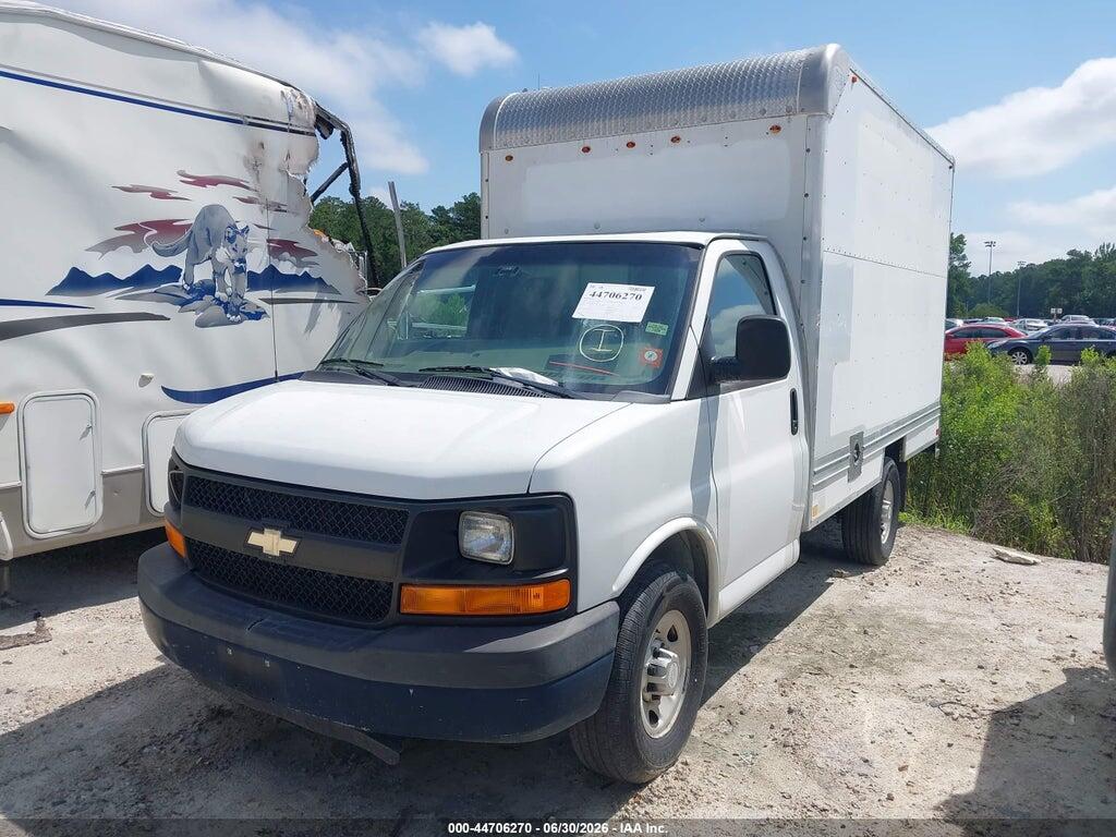 1GB0G2CF0F1130147 2015 CHEVROLET EXPRESS CUTAWAY photo no. 2