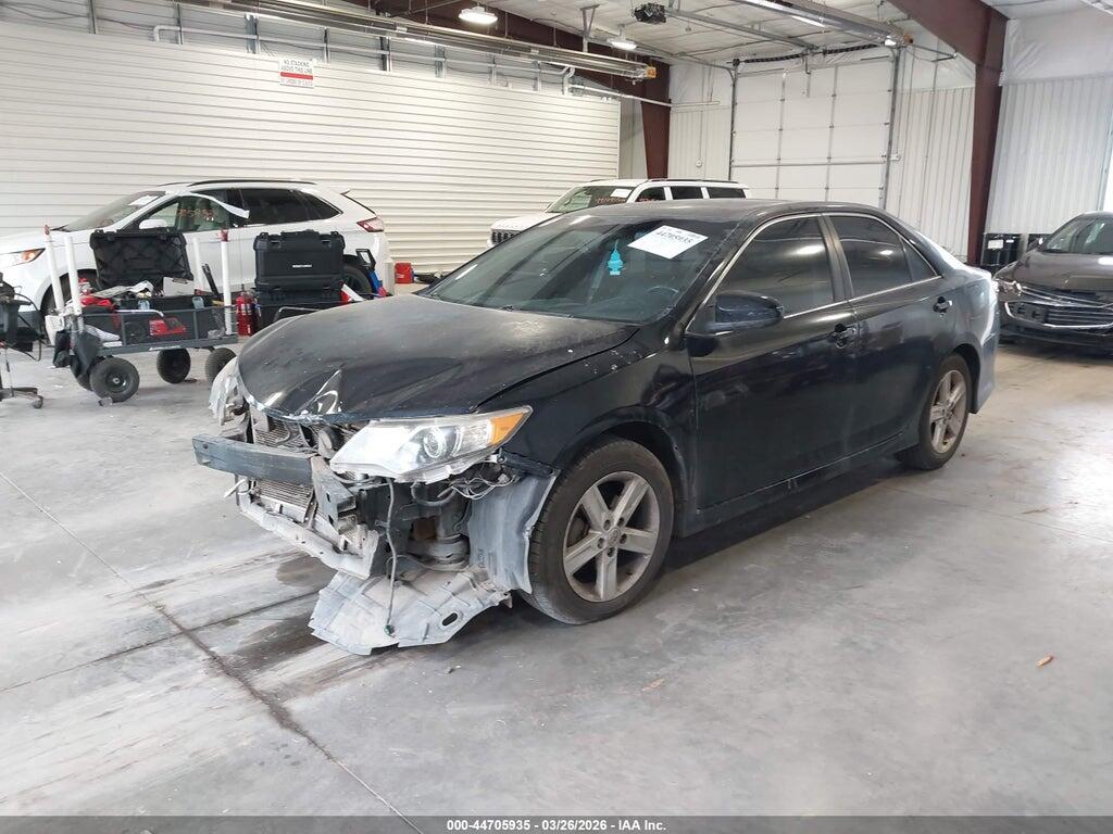 4T1BF1FK4DU687497 2013 TOYOTA CAMRY photo no. 2