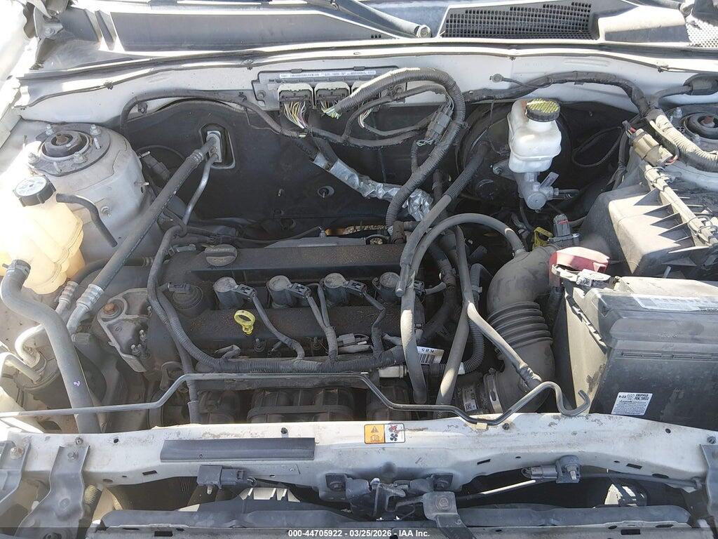 1FMCU0C72BKB10173 2011 FORD ESCAPE photo no. 10