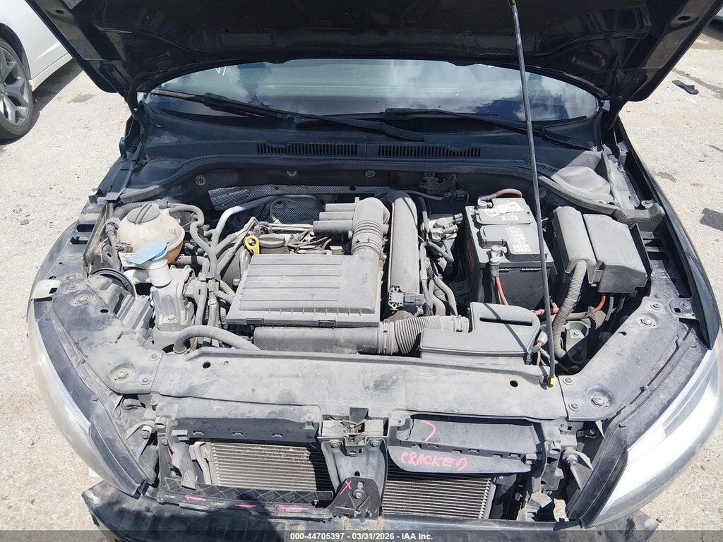 3VWD67AJ2GM313331 2016 VOLKSWAGEN JETTA photo no. 10