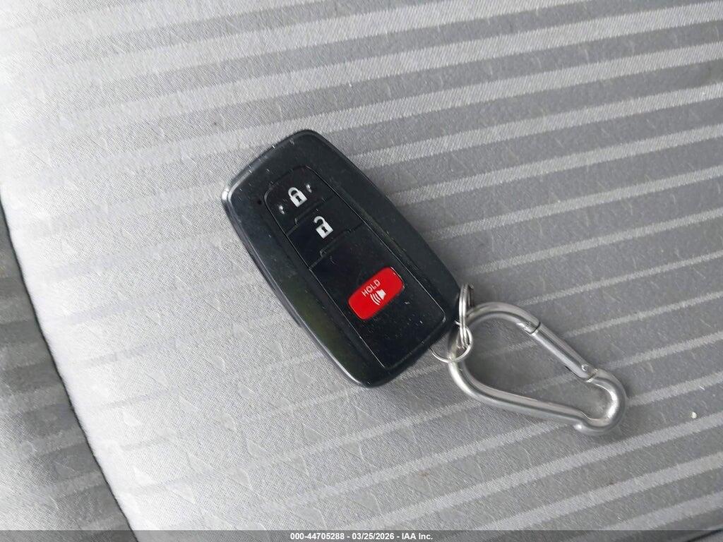 JTDKBRFU0H3567532 2017 TOYOTA PRIUS photo no. 11