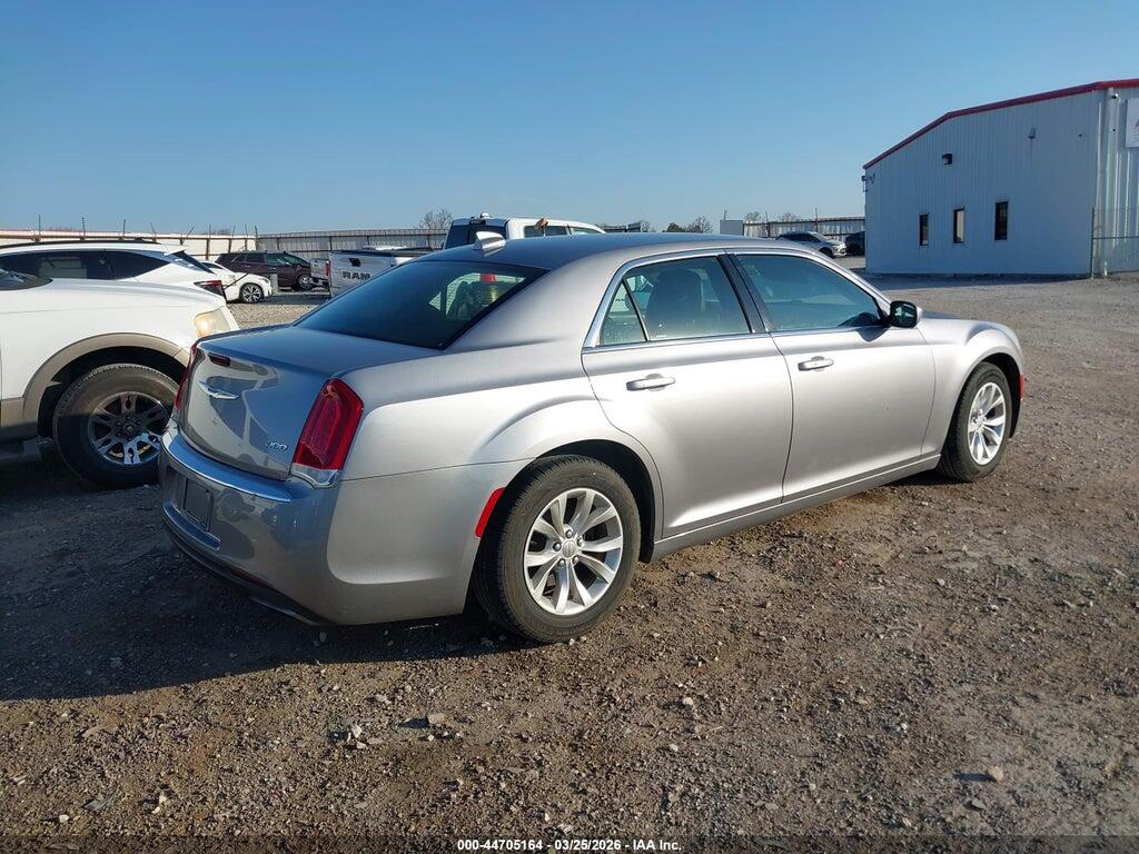 2C3CCAAG7GH238282 2016 CHRYSLER 300 photo no. 4
