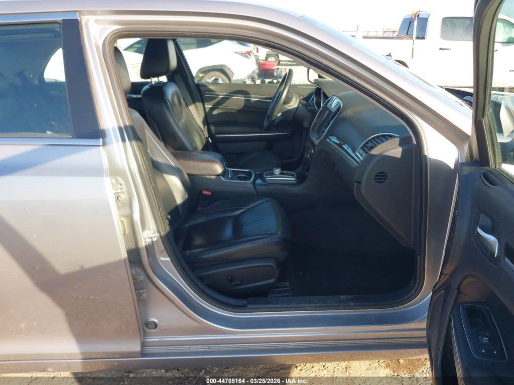 2C3CCAAG7GH238282 2016 CHRYSLER 300 photo no. 5