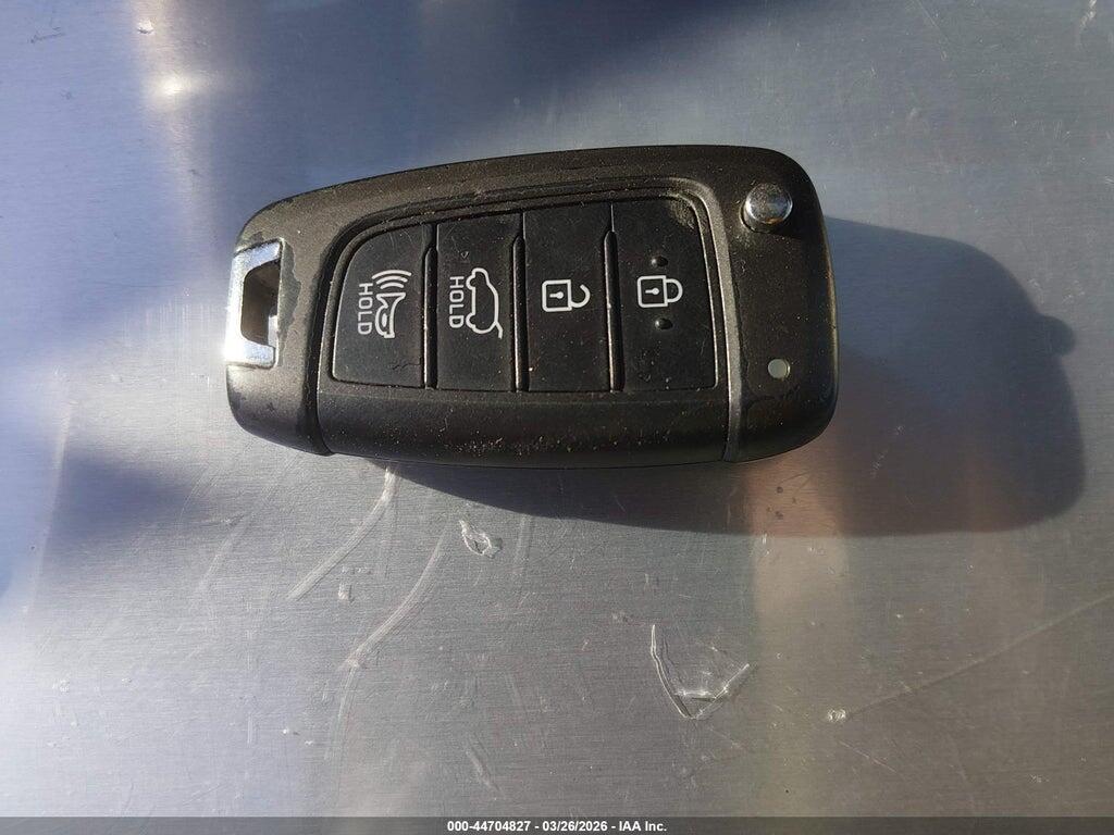 5NMS23AD8KH066773 2019 HYUNDAI SANTA FE photo no. 11