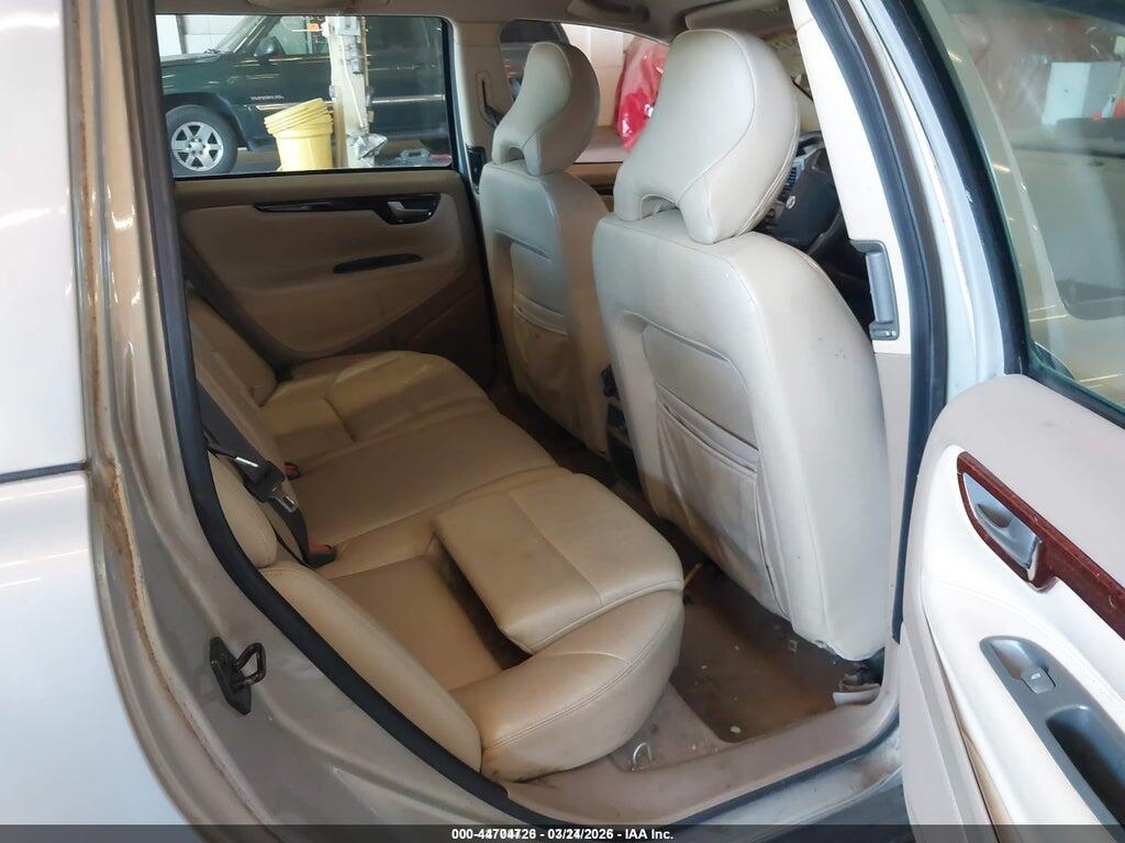 YV1SW53D021179196 2002 VOLVO V70 photo no. 8