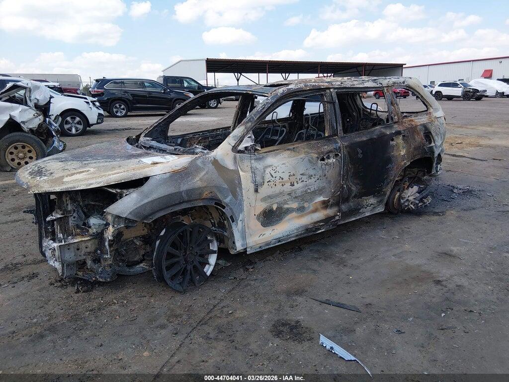 5TDJZRFH2JS498986 2018 TOYOTA HIGHLANDER photo no. 2