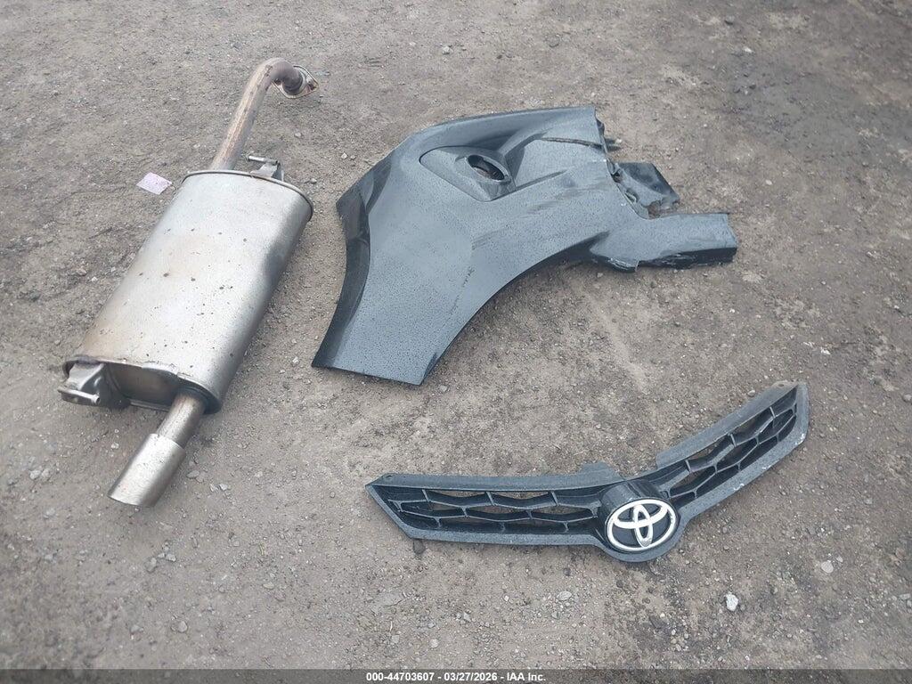 2T1BURHE9FC364112 2015 TOYOTA COROLLA photo no. 12