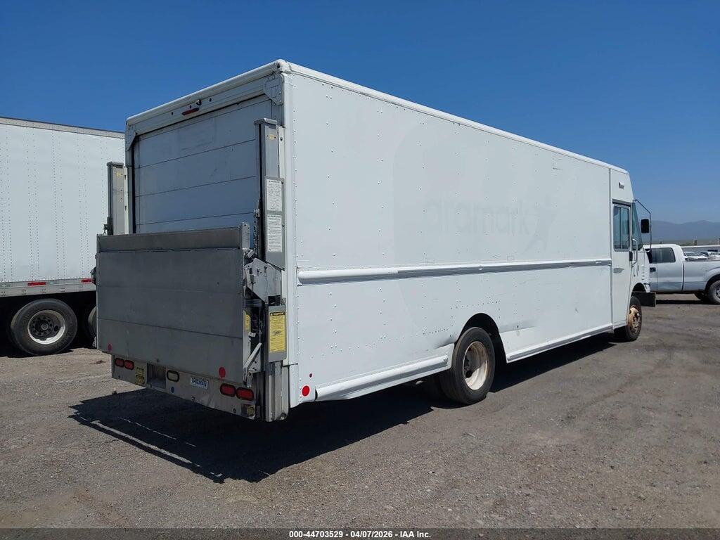 4UZAC3DV9DCFF6891 2013 FREIGHTLINER CHASSIS photo no. 4
