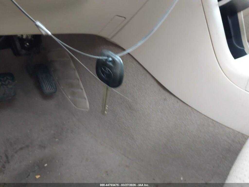 4T1FA38P08U149390 2008 TOYOTA CAMRY SOLARA photo no. 11
