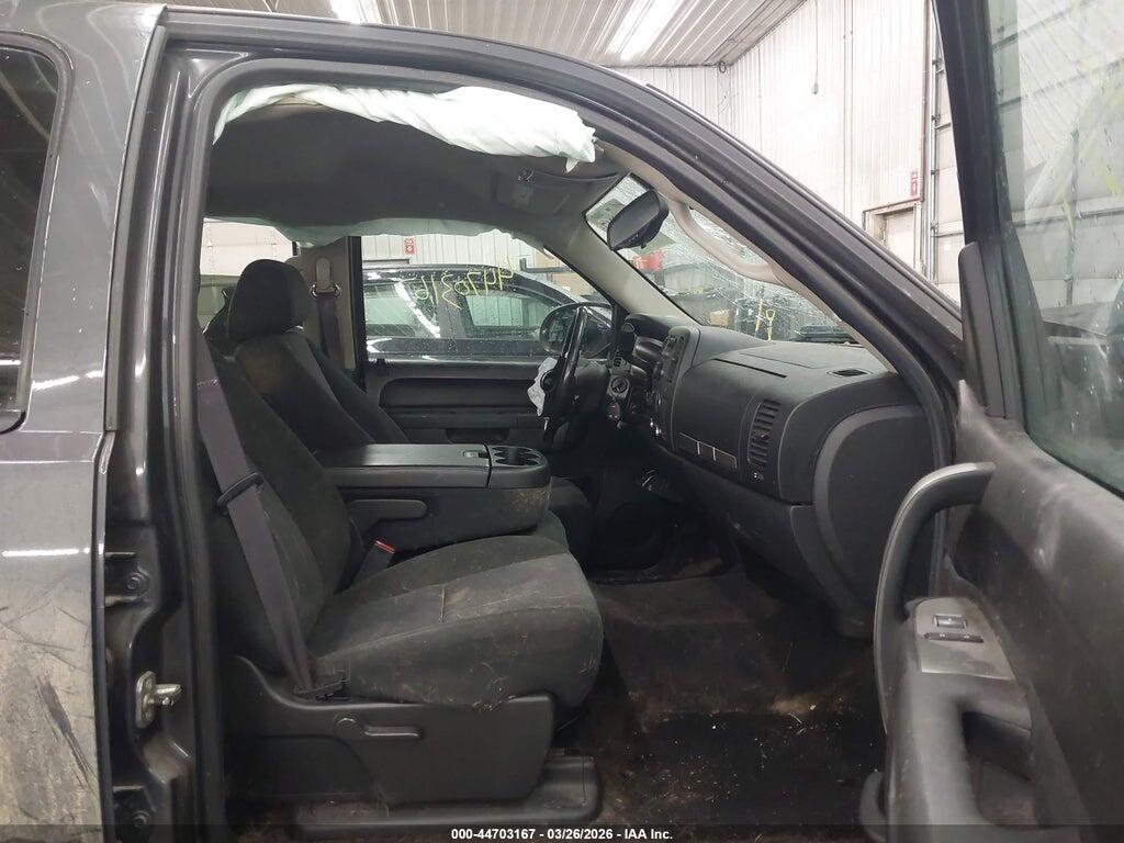 3GCPKSE36BG326097 2011 CHEVROLET SILVERADO 1500 photo no. 5