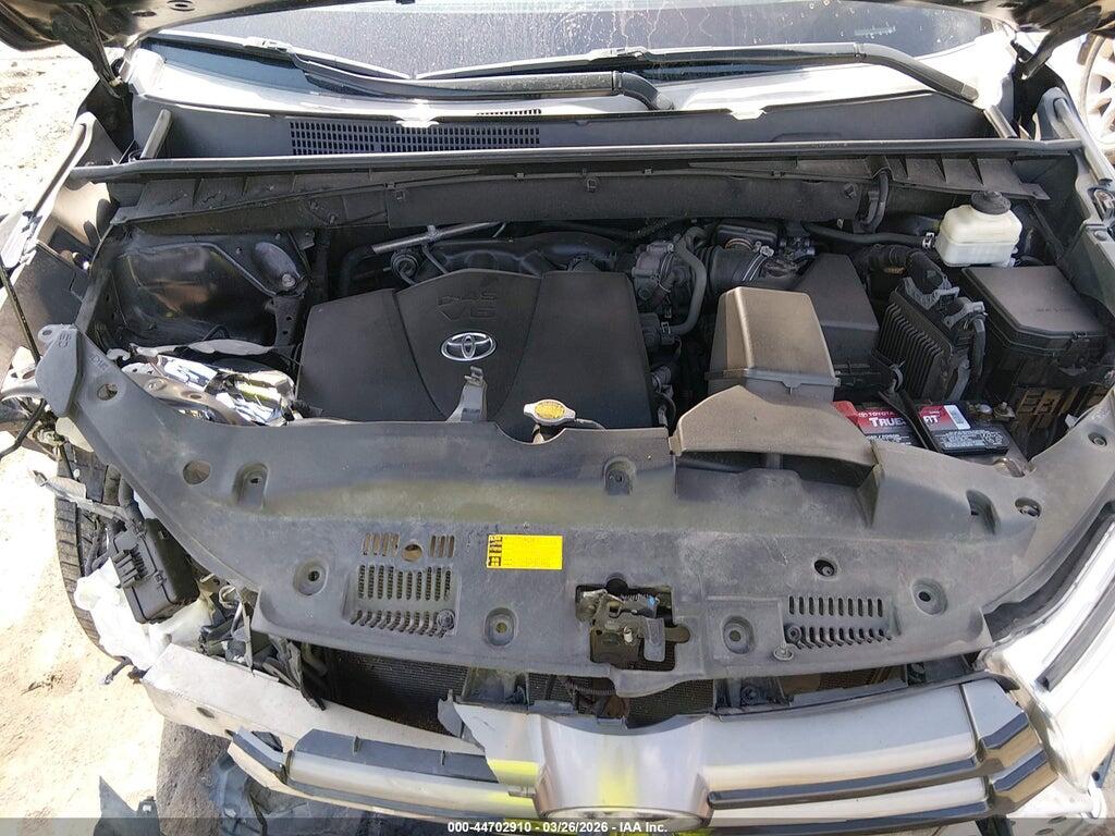 5TDBZRFH7HS412845 2017 TOYOTA HIGHLANDER photo no. 10