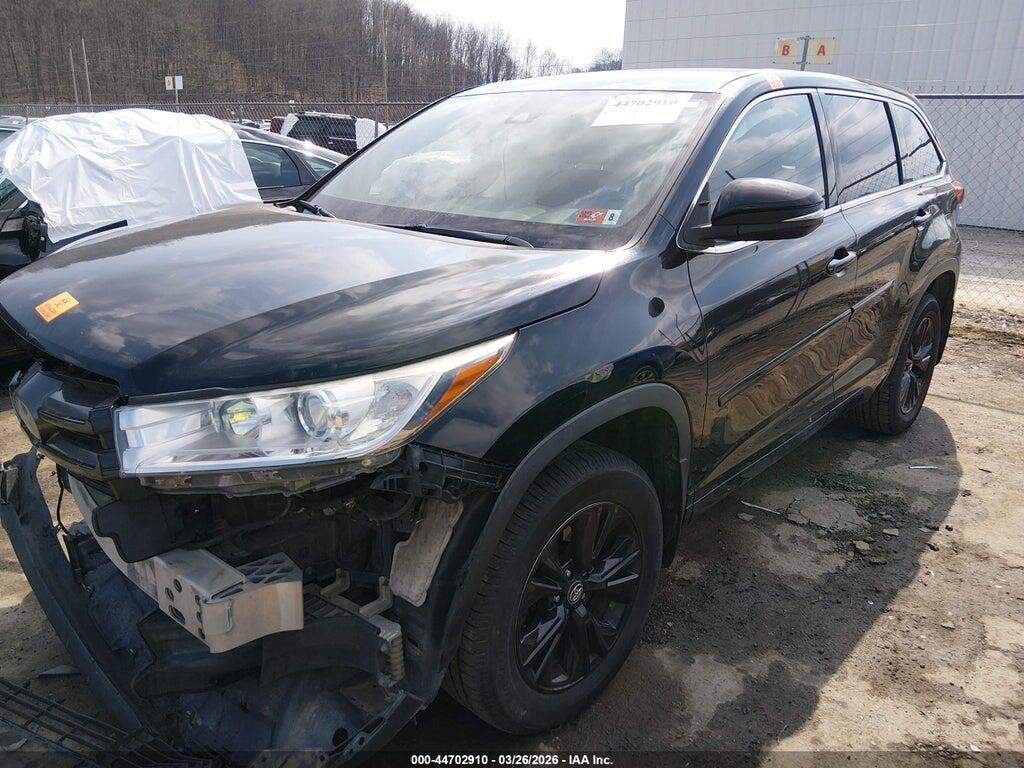 5TDBZRFH7HS412845 2017 TOYOTA HIGHLANDER photo no. 2