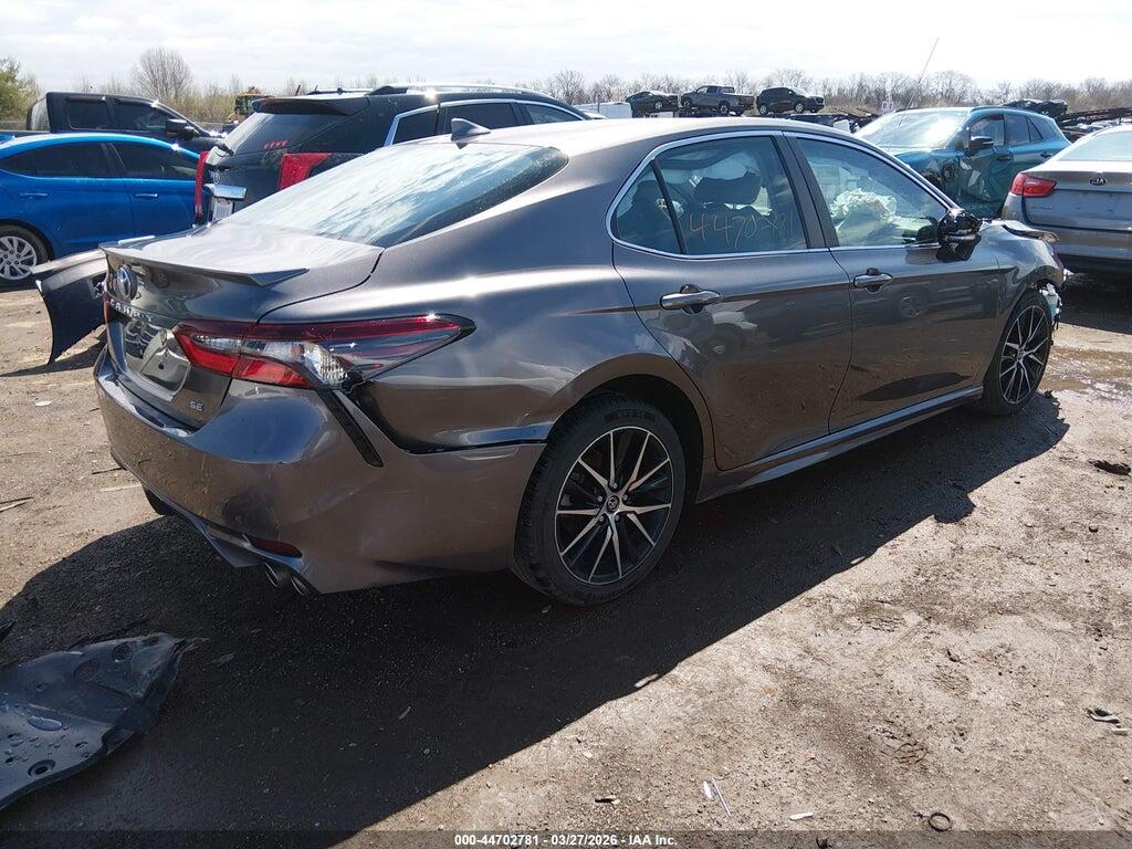 4T1G11AKXRU842699 2024 TOYOTA CAMRY photo no. 4