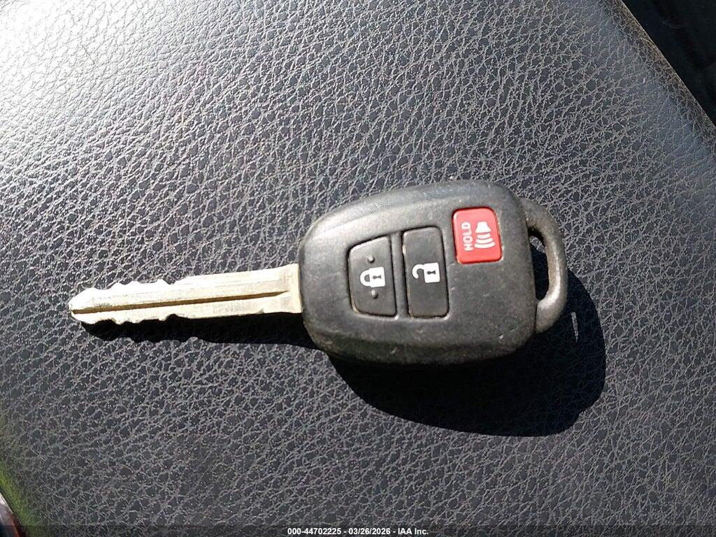 JTMBFREV4ED078099 2014 TOYOTA RAV4 photo no. 11