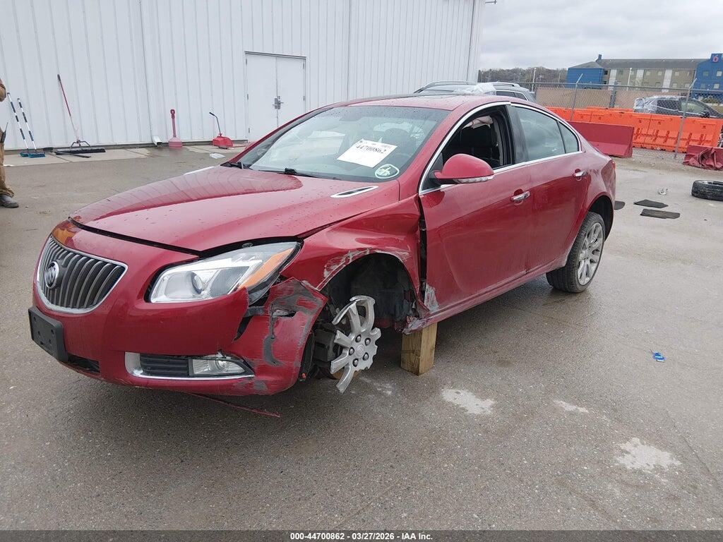 2G4GU5GV7C9195151 2012 BUICK REGAL photo no. 2