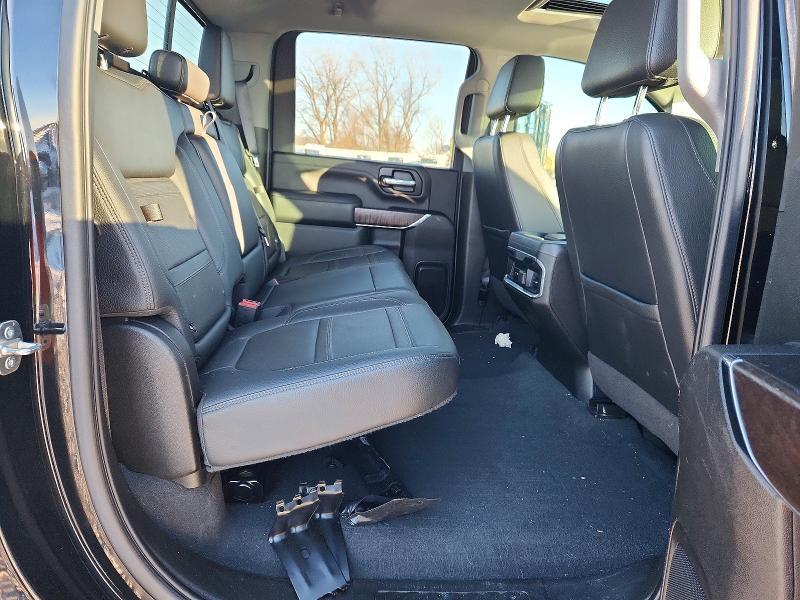 2022 GMC SIERRA K3500 DENALI — Фото 6 из 11