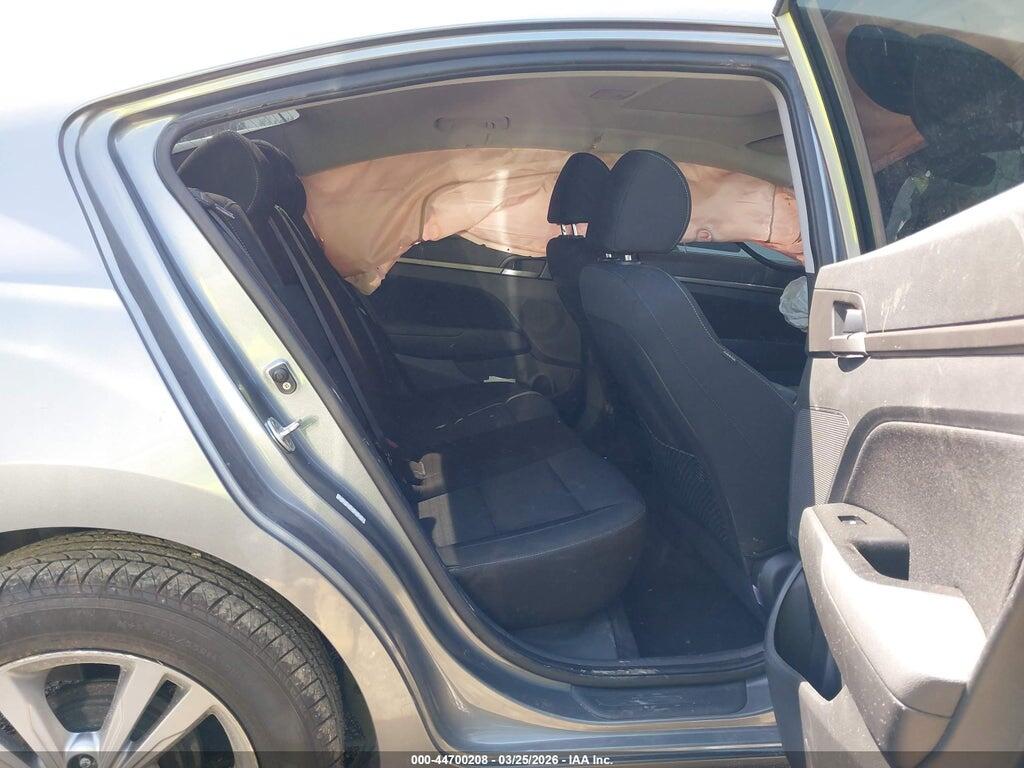 KMHD84LF4HU245482 2017 HYUNDAI ELANTRA photo no. 8
