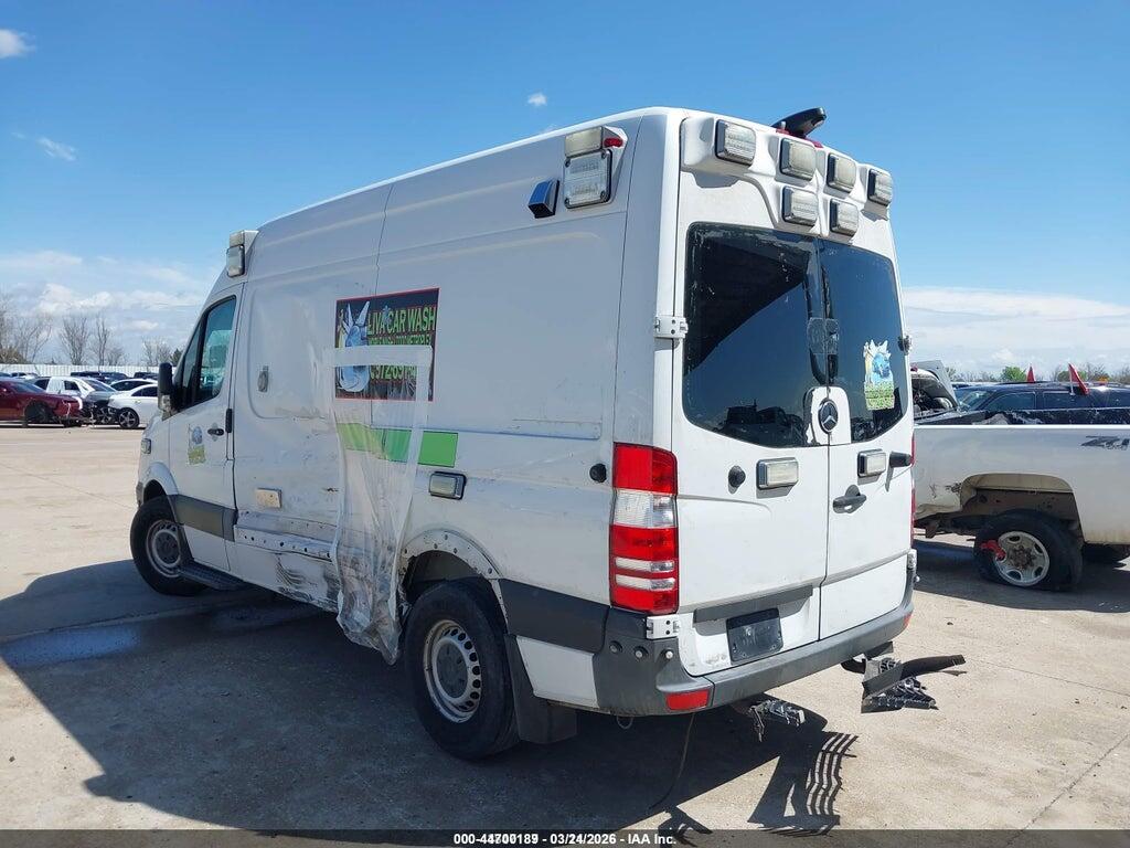WD3PE7CD9HP386986 2017 MERCEDES-BENZ SPRINTER 2500 photo no. 3