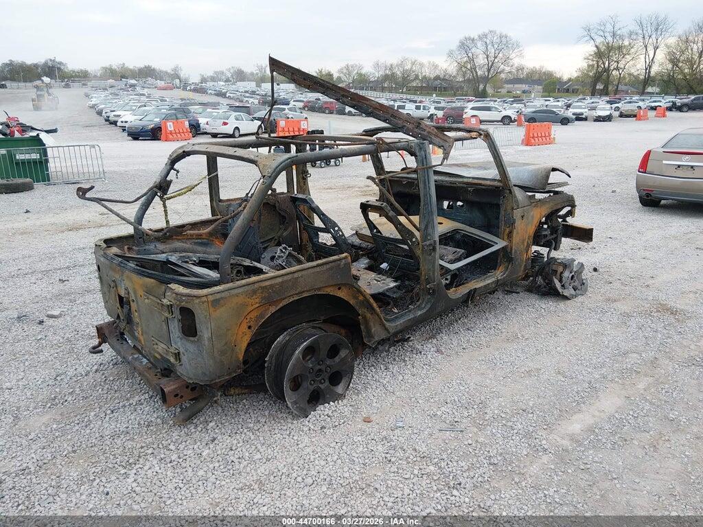 1C4BJWEG8HL504885 2017 JEEP WRANGLER UNLIMITED photo no. 4