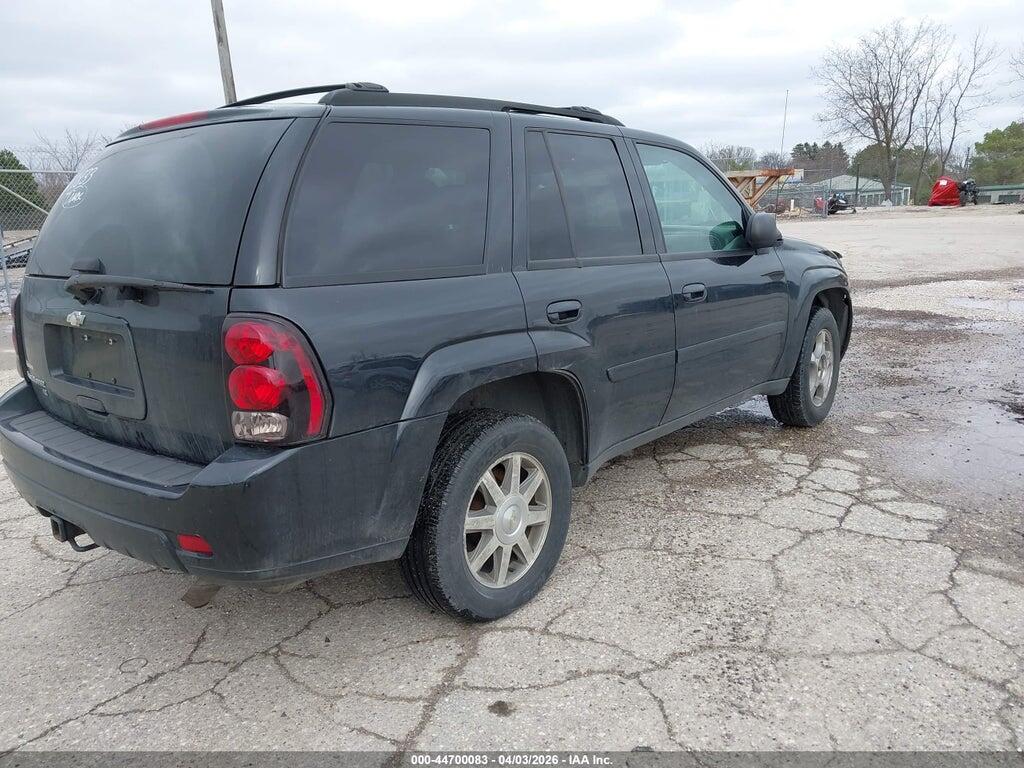 1GNDT13S082211833 2008 CHEVROLET TRAILBLAZER photo no. 4