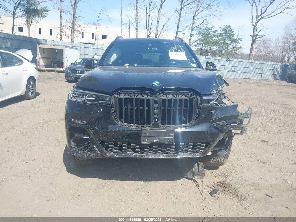 5UXCW2C02N9K70075 2022 BMW X7 photo no. 11