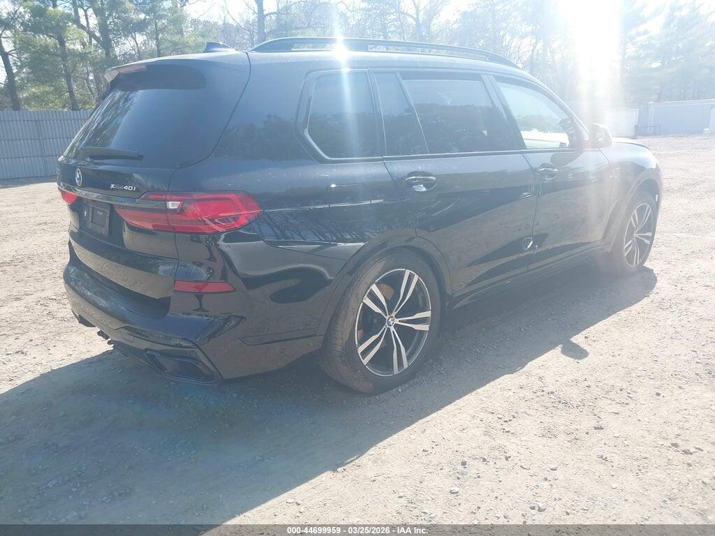 5UXCW2C02N9K70075 2022 BMW X7 photo no. 4