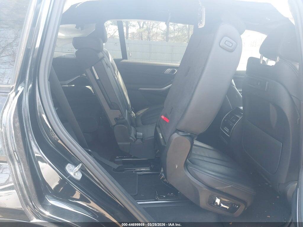 5UXCW2C02N9K70075 2022 BMW X7 photo no. 8