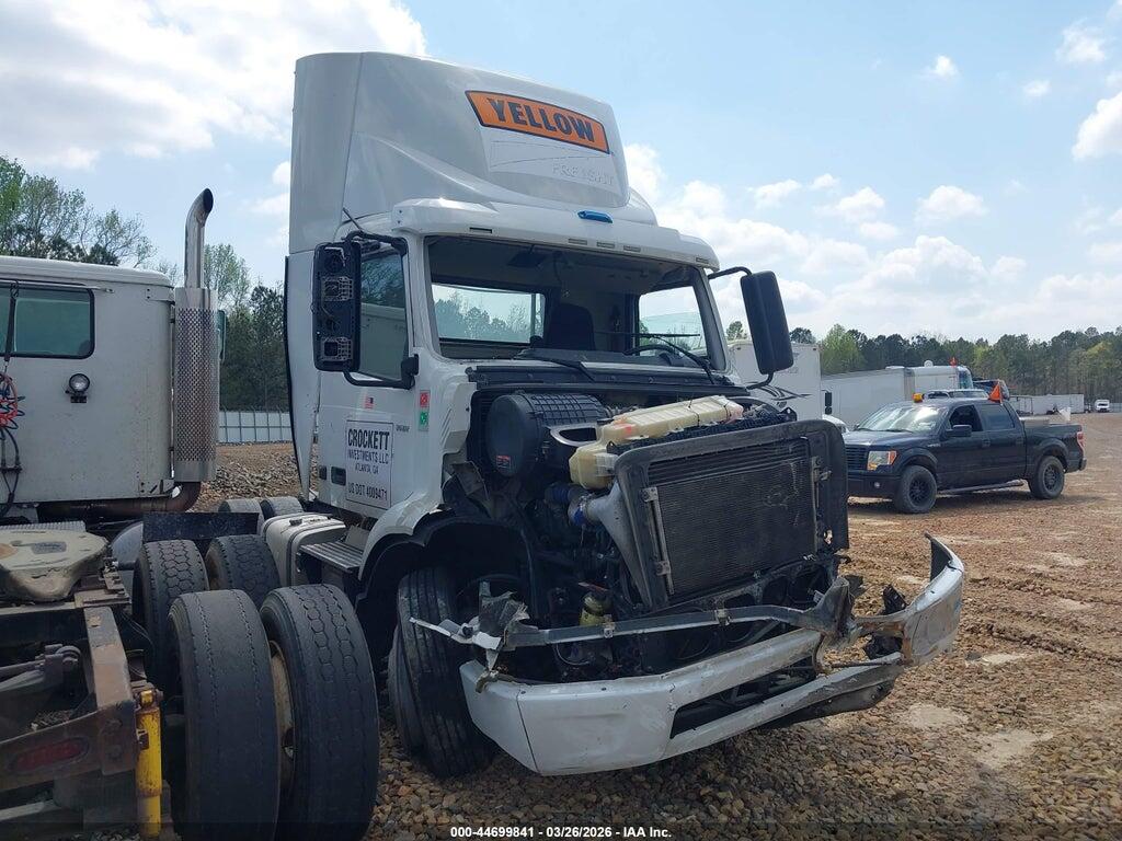 4V4W19EG9KN907518 2019 VOLVO VNR photo no. 1
