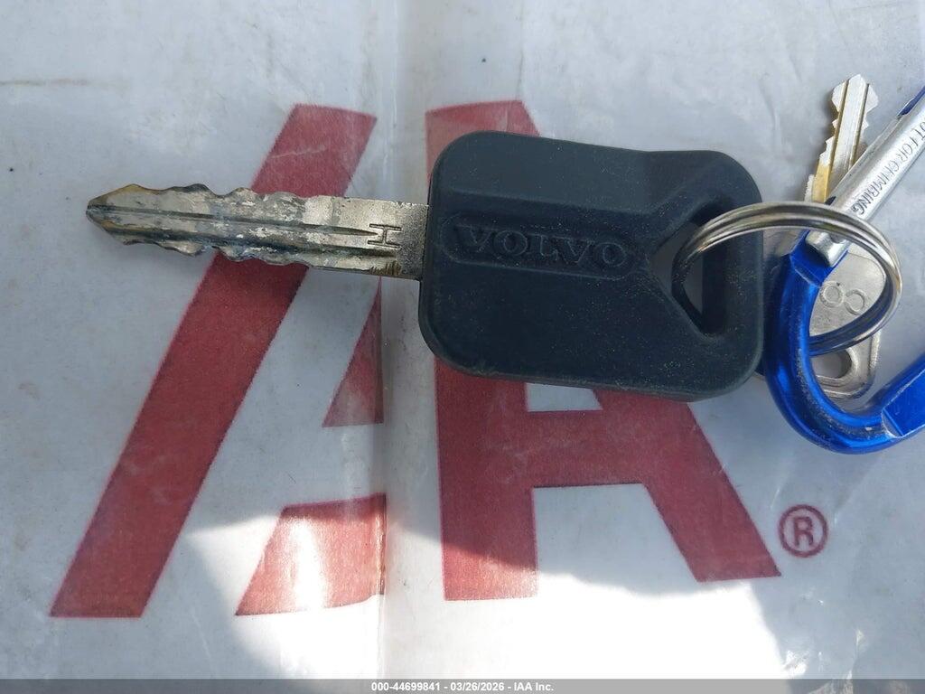 4V4W19EG9KN907518 2019 VOLVO VNR photo no. 10