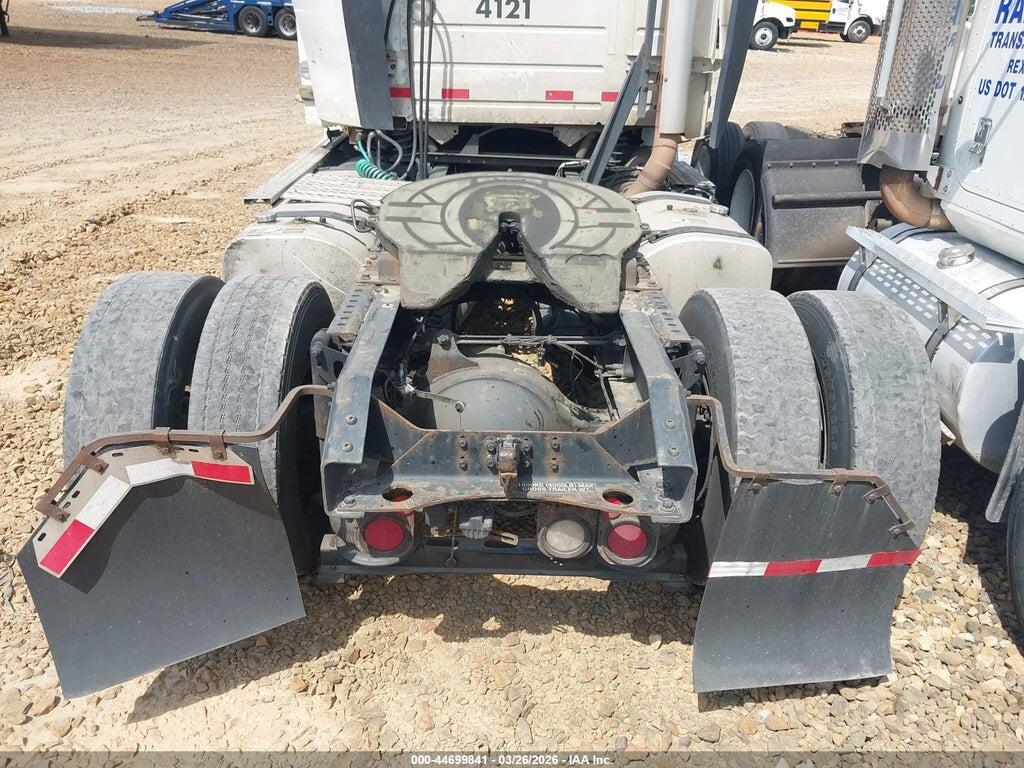 4V4W19EG9KN907518 2019 VOLVO VNR photo no. 7