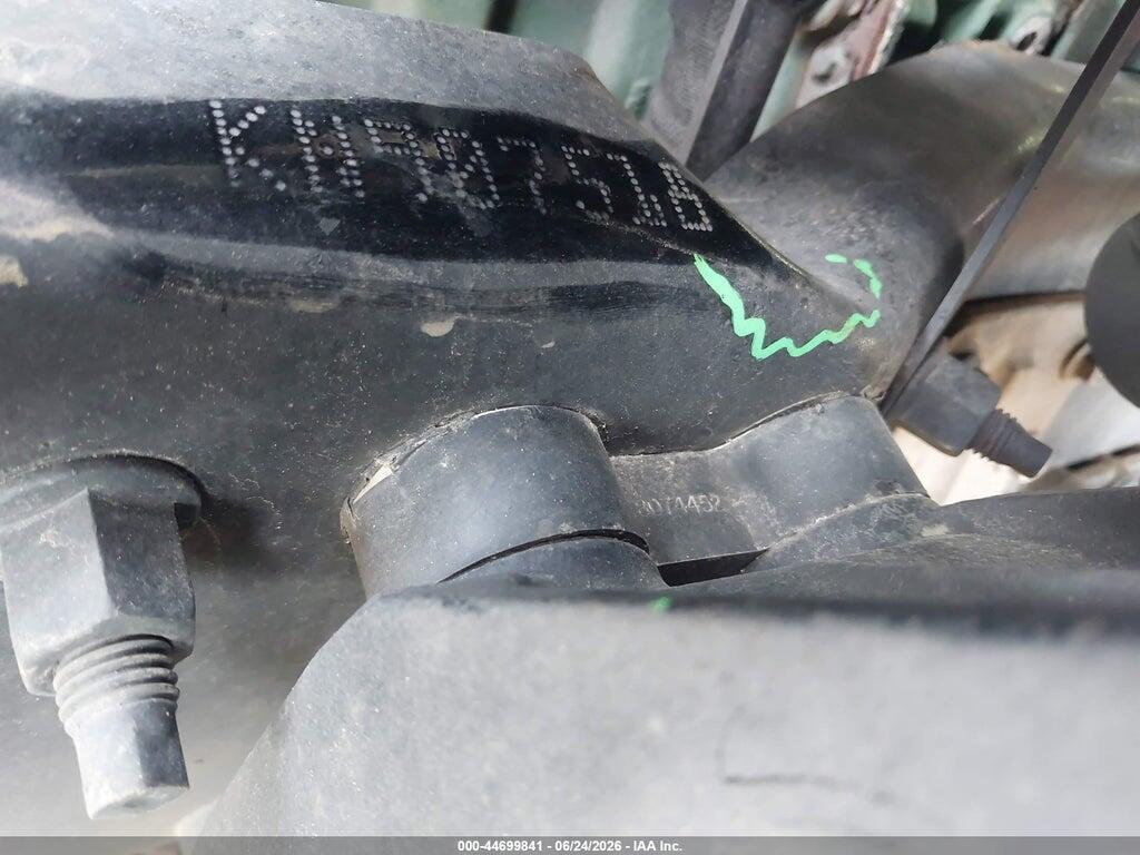 4V4W19EG9KN907518 2019 VOLVO VNR photo no. 8