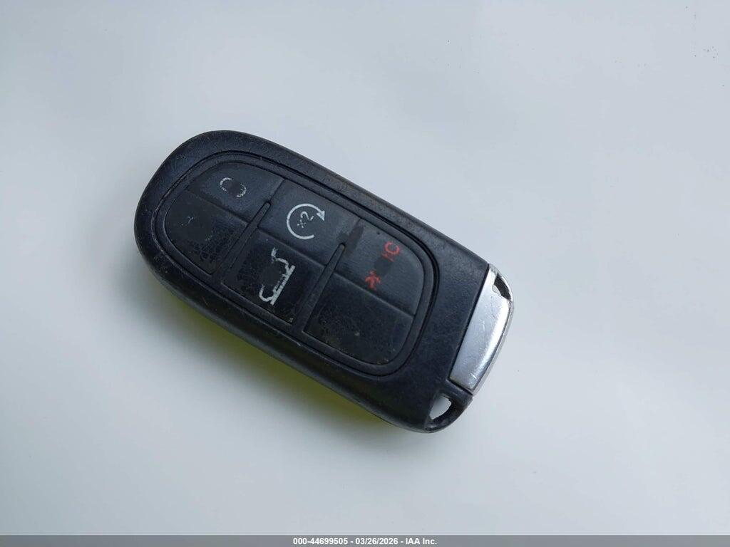 1C4PJLCB1HD213604 2017 JEEP CHEROKEE photo no. 11