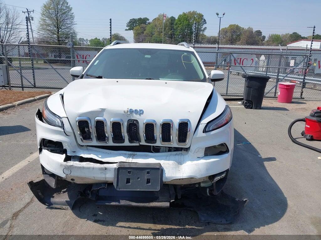 1C4PJLCB1HD213604 2017 JEEP CHEROKEE photo no. 12