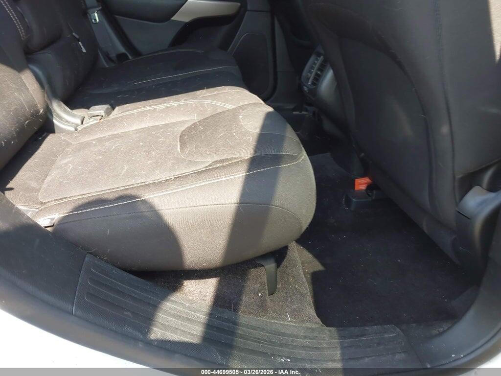 1C4PJLCB1HD213604 2017 JEEP CHEROKEE photo no. 8