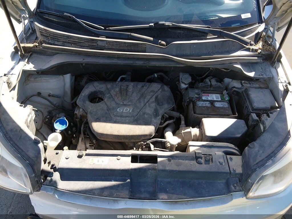 KNDJN2A25G7822151 2016 KIA SOUL photo no. 10