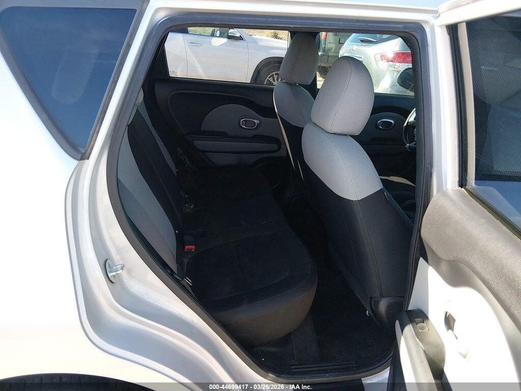 KNDJN2A25G7822151 2016 KIA SOUL photo no. 8