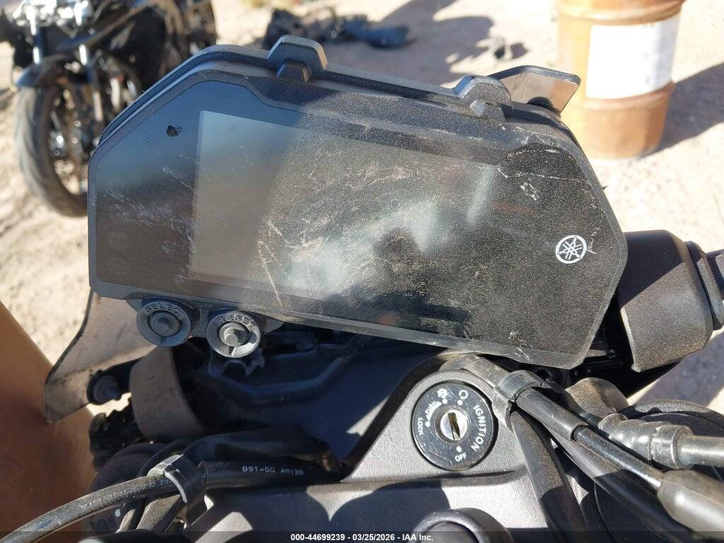 MH3RH28E8SK001305 2025 YAMAHA MTN320 photo no. 7